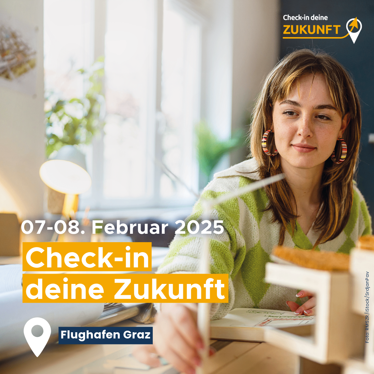 Bild enthält, Photography, Advertisement, Person, Head, Face, Portrait, Poster, Indoors, Interior Design