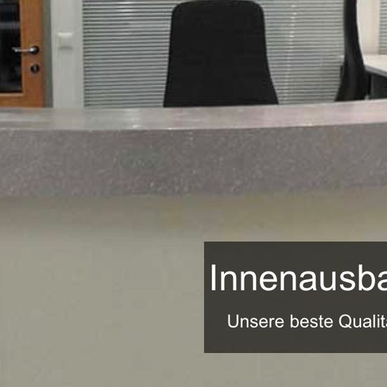 Bild enthält, Reception, Furniture, Table, Reception Desk, Hot Tub, Tub