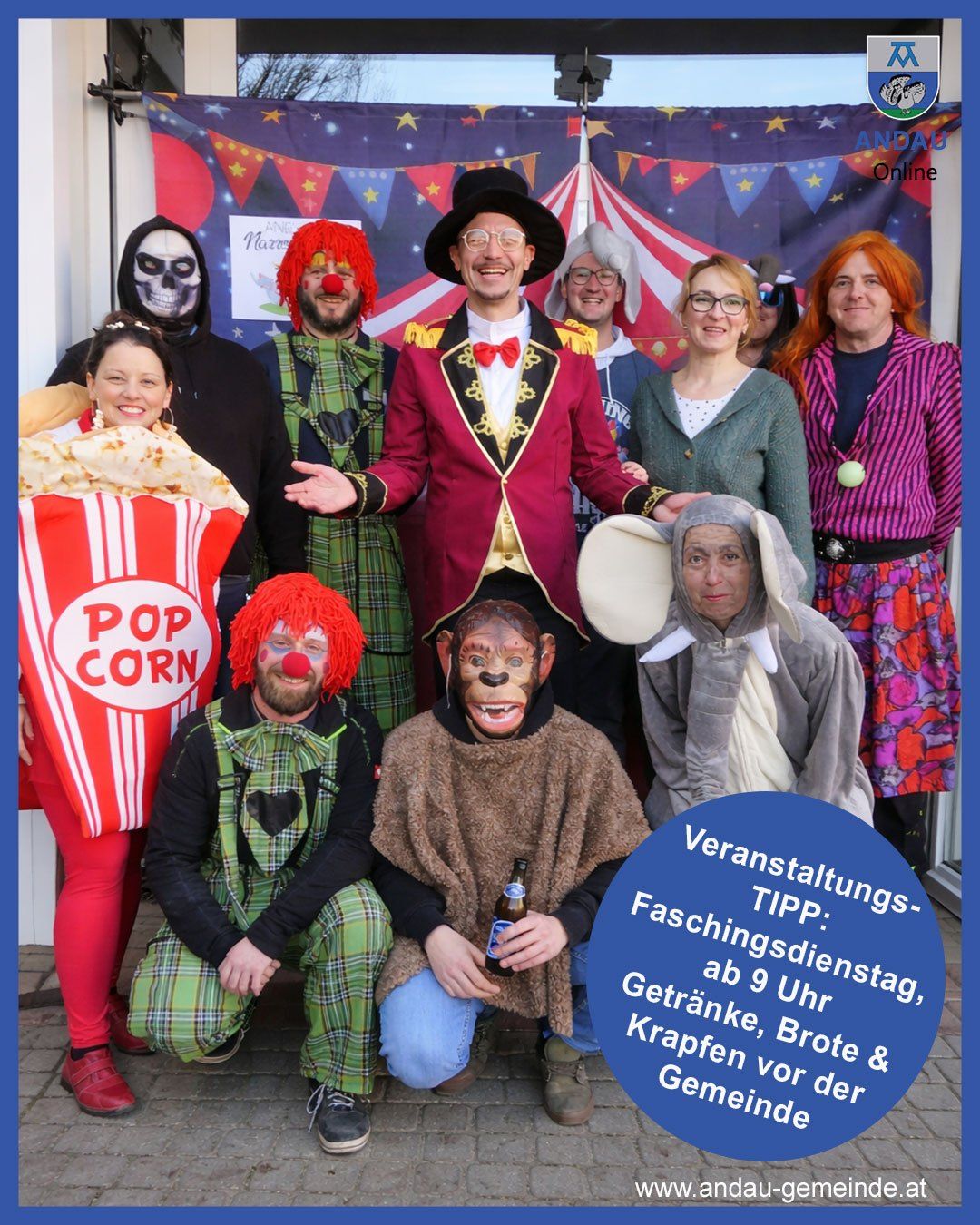 Group photo of people in costumes in front of a circus backdrop. A man in a clown costume and others in various costumes pose for the camera. The text reads 'Veranstaltungs-Tipp: Faschingsdienstag, ab 9 Uhr Getränke, Krapfen, Brote & Gemein vor der'.