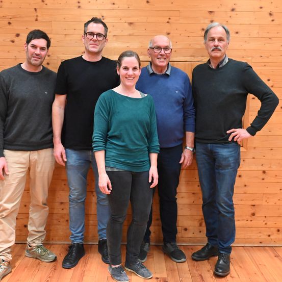 von links nach rechts: Albert Rauch, Emanuel Schaller-Tomaselli, Gabriele Wilhelmer, Hannes Rauch, Eduard Mathies