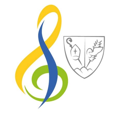 Bild enthält, Logo, Face, Head, Person