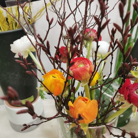 Bild enthält, Flower, Flower Arrangement, Plant, Petal, Ikebana, Flower Bouquet, Rose