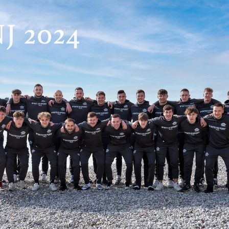 Bild enthält, People, Person, Team, Photography, Boy, Male, Teen, Adult, Man, Portrait