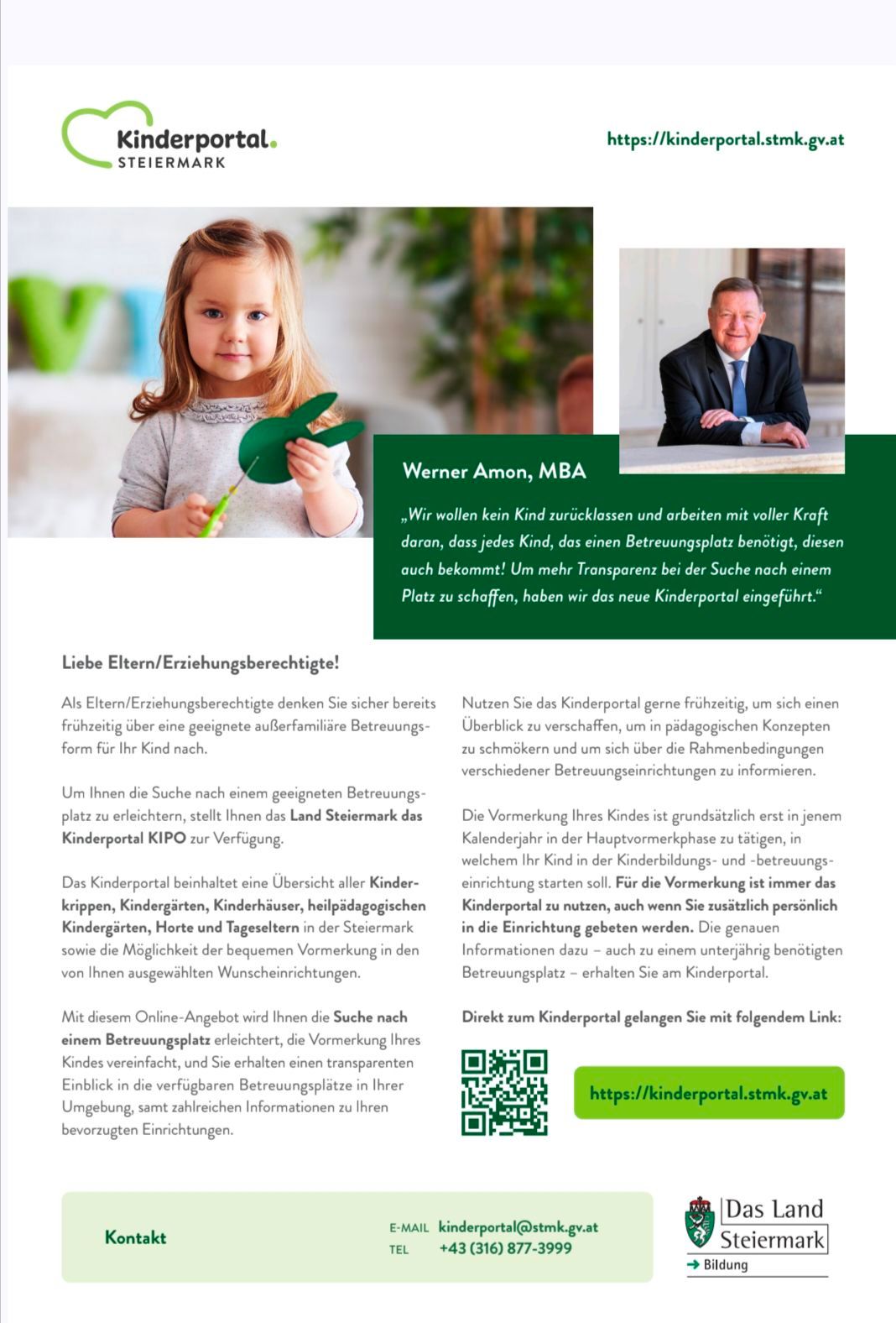 Bild zeigt ein Mädchen, das einen grünen Papierhasen hält, und einen Mann in Anzug. Der Text enthält ein Zitat über die Bedeutung der Kinderbetreuung und erwähnt die Einführung eines neuen Kinderportals.