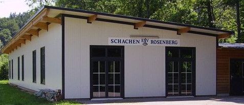 Bild enthält, Architecture, Building, Outdoors, Shelter, Grass, Plant, Housing, Indoors