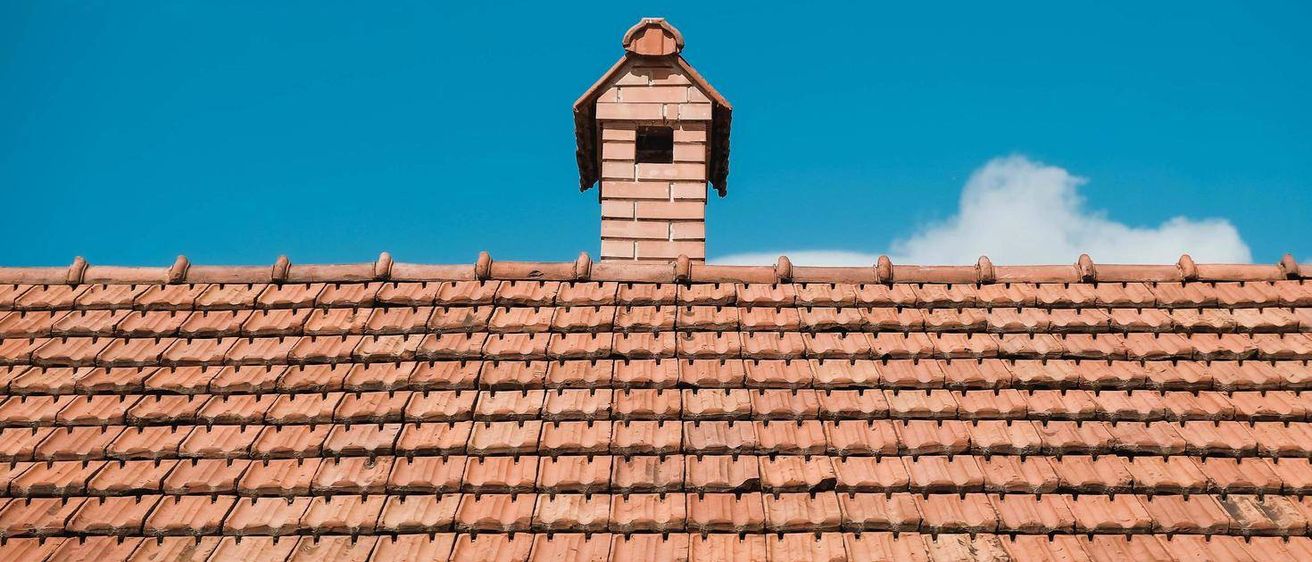 Bild enthält, Architecture, Building, House, Housing, Roof, Tile Roof