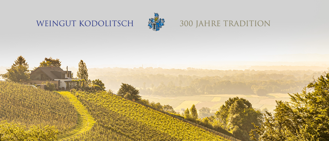 Bild enthält, Field, Grassland, Nature, Outdoors, Landscape, Scenery, Slope, Countryside, Tree, Grass