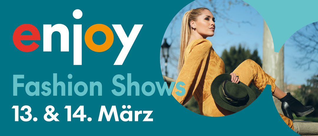 Eine Werbung für O.Y bei Shows im März mit einer Frau in einem gelben Kleid.