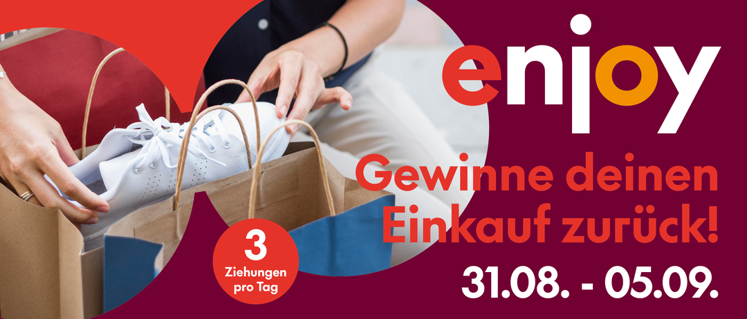 Eine Person, die einen weißen Schuh in einem braunen Papierbeutel hält, neben einem blauen Beutel. Der Text lautet '3 Ziehungen pro Tag' und 'Gewinn Einkau'. Die Zahl 31.0 ist prominent angezeigt.
