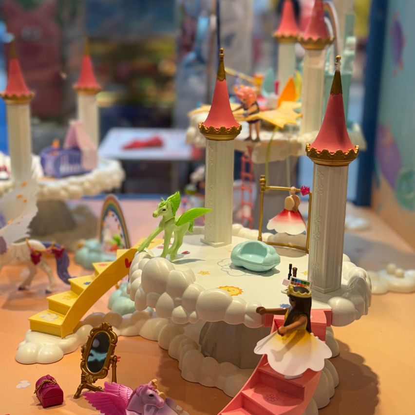 Bild enthält, People, Person, Toy, Child, Female, Girl