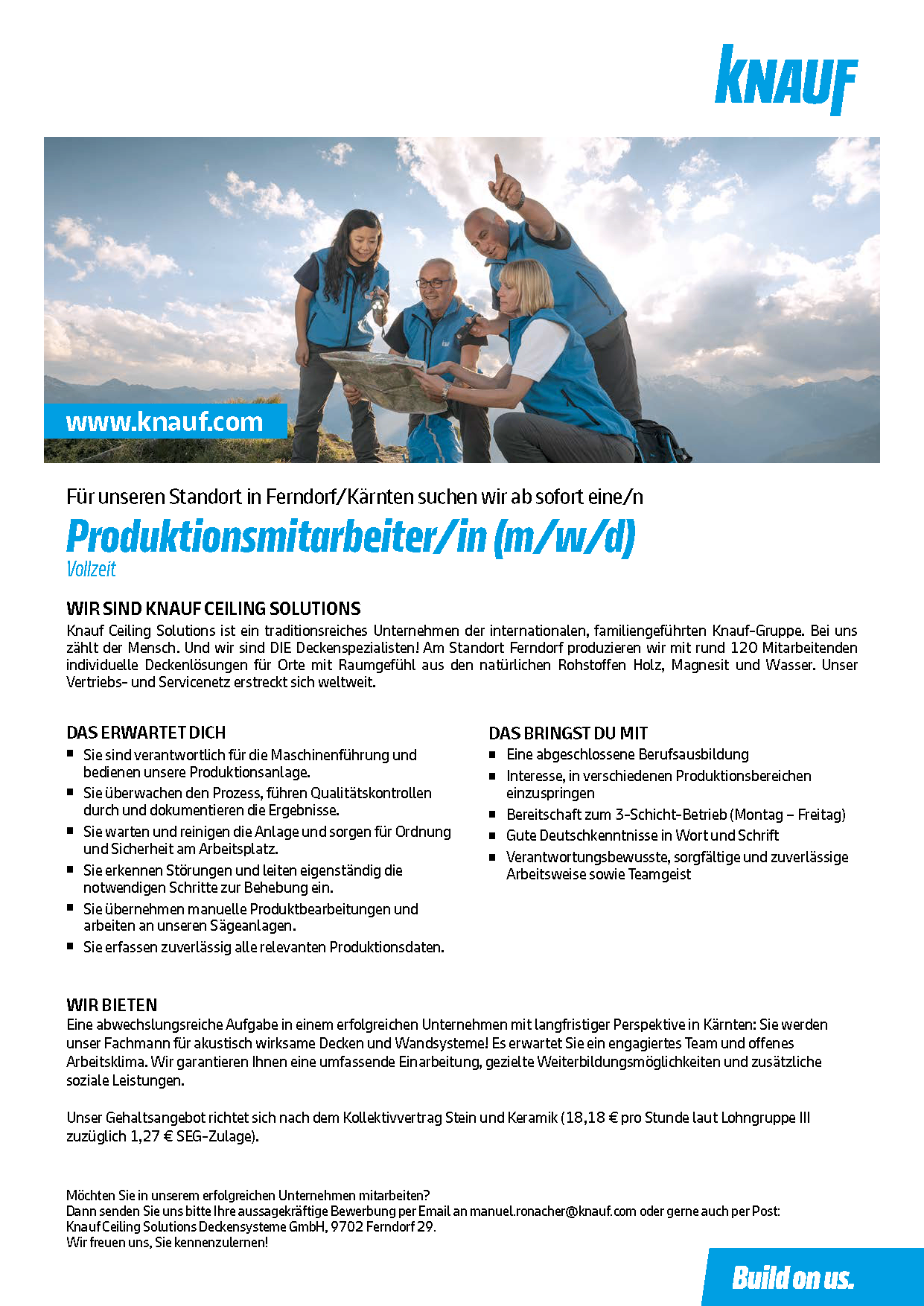 Die Knauf Ceiling Solutions-Werbung zeigt ein Team von Arbeitern in blauen Uniformen, die an einer Decke arbeiten. Die Anzeige betont die Suche nach Produktionsmitarbeitern für ihren Standort in Ferndorf/Kärnten. Es werden die erwarteten Qualifikationen und Vorteile für den Job aufgeführt.
