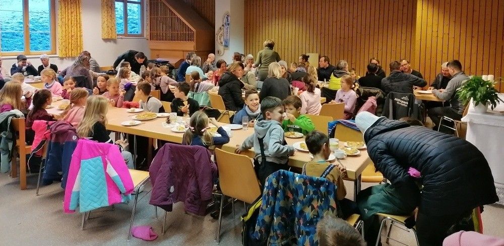 People, Person, Cafeteria, Indoors, Restaurant, Cup, Plant, Plate, Glove, Child