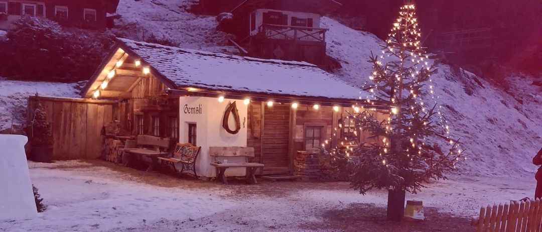 Building, Housing, House, Bench, Furniture, Cabin, Bonfire, Flame, Christmas Decorations, Festival