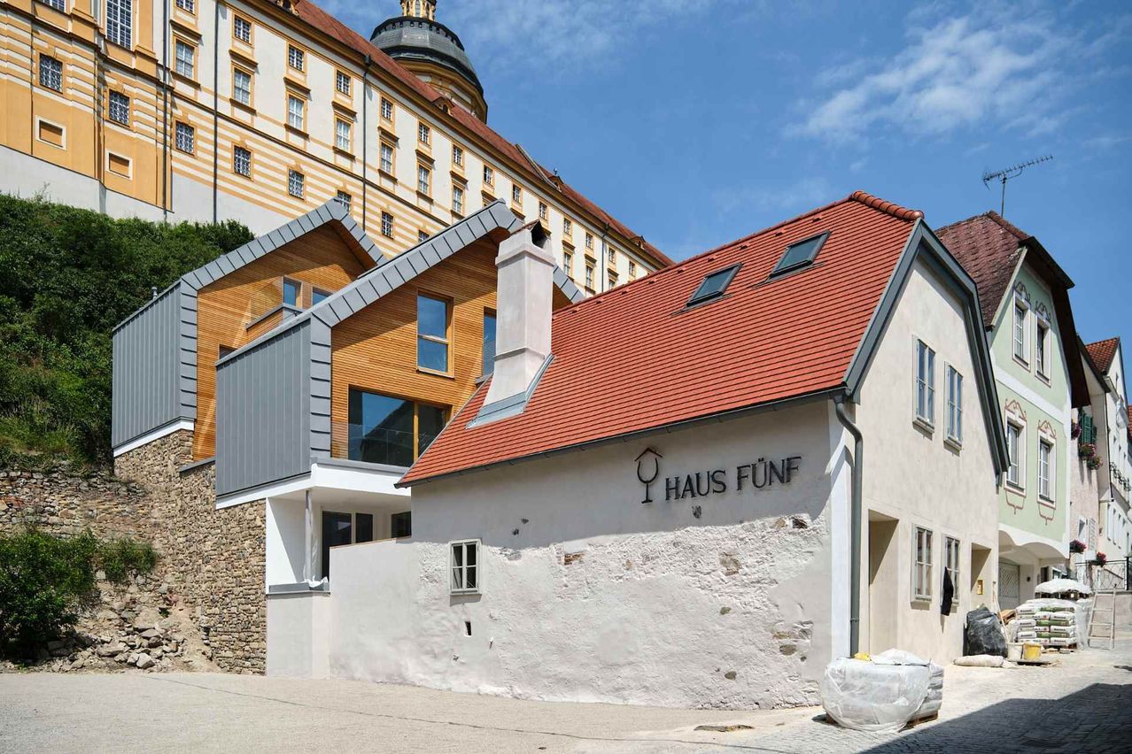 v1_migrated_image_28147428