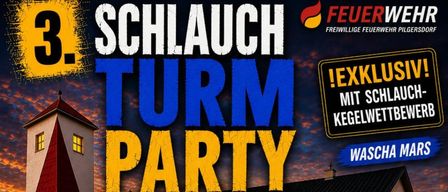 Plakat für eine Feuerwehr-Party in Pilgersdorf mit drei Feuerwehrfahrzeugen, einer Feuerwache und Veranstaltungsdetails. Der Termin ist der 14. August 2026, Beginn um 19:00. DJs, Essen und Attraktionen werden erwähnt.