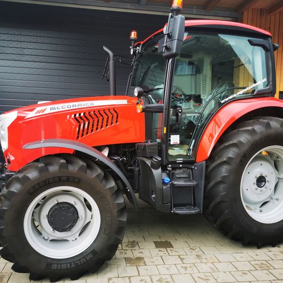 Bild enthält, Machine, Wheel, Tractor, Transportation, Vehicle, Tire