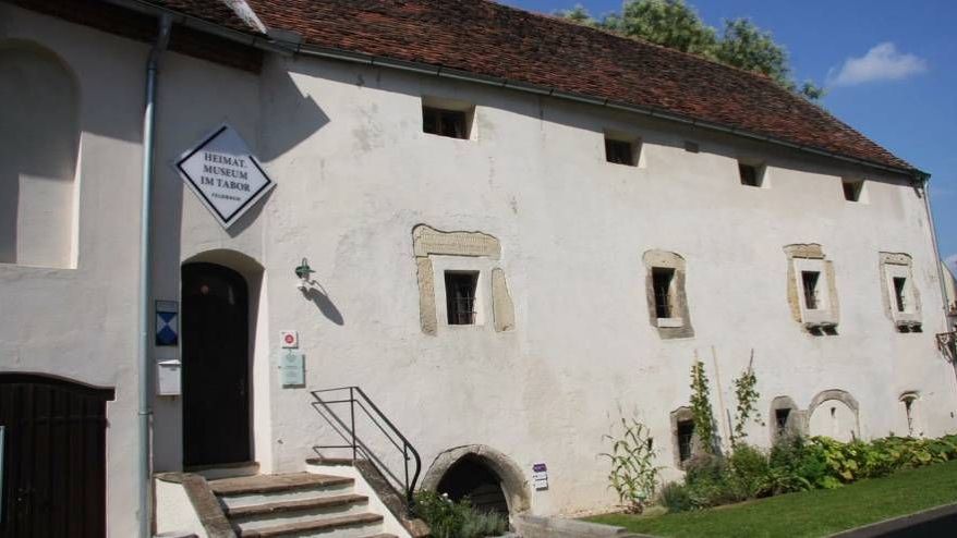 v1_migrated_image_19633136