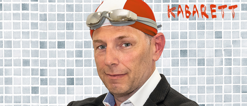 Bild enthält, Cap, Hat, Baseball Cap, Hardhat, Accessories, Goggles, Adult, Male, Man, Person