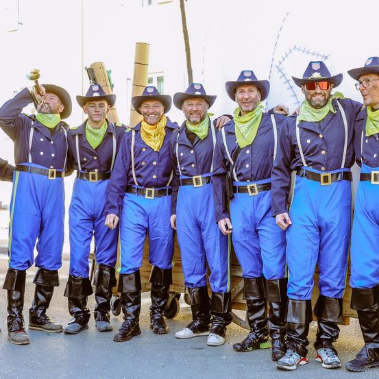 Bild enthält, People, Person, Accessories, Belt, Officer, Police Officer, Adult, Male, Man