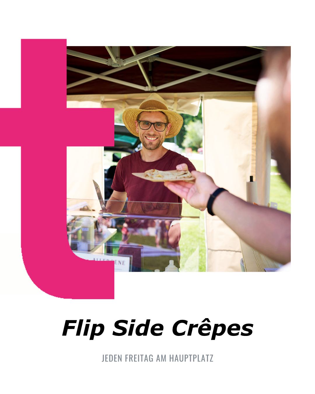 Ein Mann mit Hut und Brille bereitet Flip Side Crepes an einem Imbissstand unter einem Zelt zu.