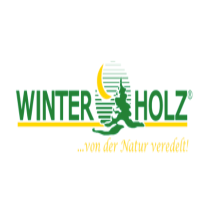 Das Winter Holz Logo zeigt einen stilisierten Baum und einen Halbmond, mit den Worten 'von der Natur veredelt' darunter.