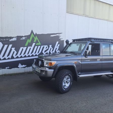 Bild enthält, Car, Transportation, Vehicle, Pickup Truck, Truck, Machine, Wheel, Tire