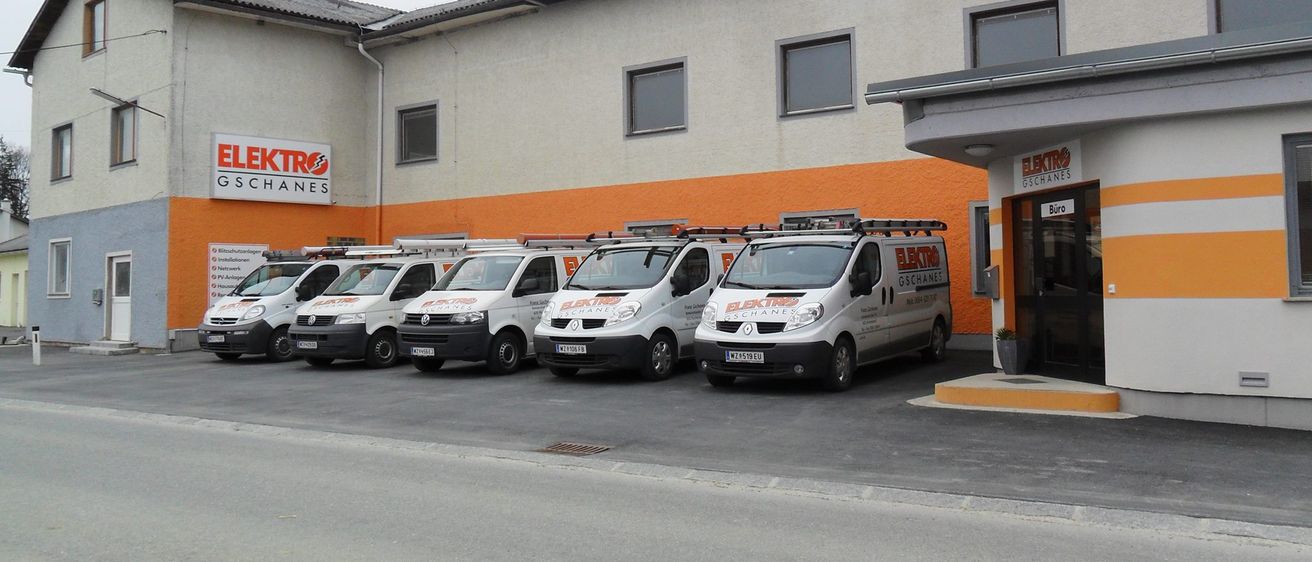 Bild enthält, Car, Transportation, Vehicle, Machine, Wheel, Police Station, Van