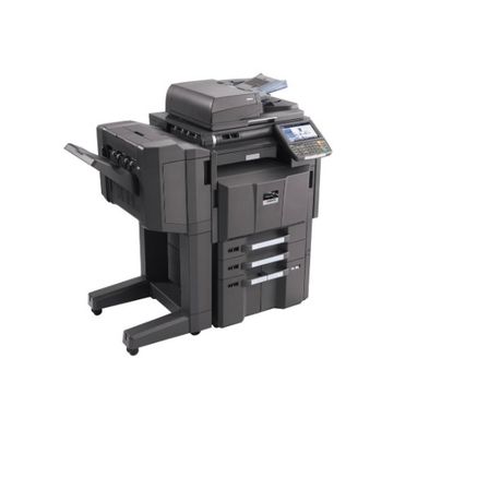 Ein schwarzer Multifunktionsdrucker mit Touchscreen-Schnittstelle wird auf weißem Hintergrund dargestellt.