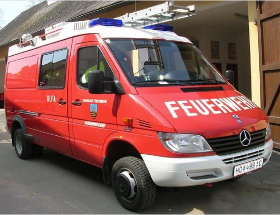 Bild enthält, Transportation, Van, Vehicle, Moving Van, License Plate, Ambulance