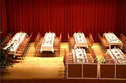 Bild enthält, Indoors, Hall, Fun, Banquet