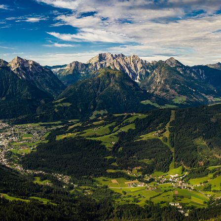 Bild enthält, Mountain, Mountain Range, Nature, Outdoors, Peak, Scenery, Slope, Wilderness, Landscape, Valley