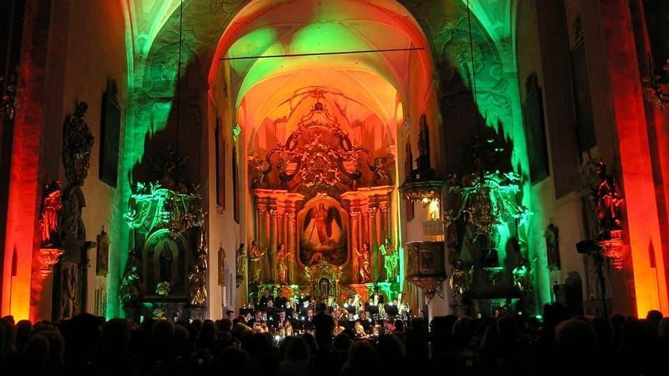 v1_migrated_image_84002369