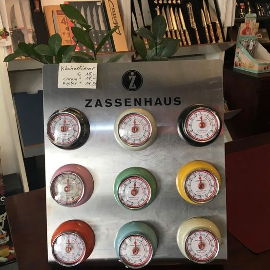 Bild enthält, Tape, Ice Hockey Puck, Skating, Sport