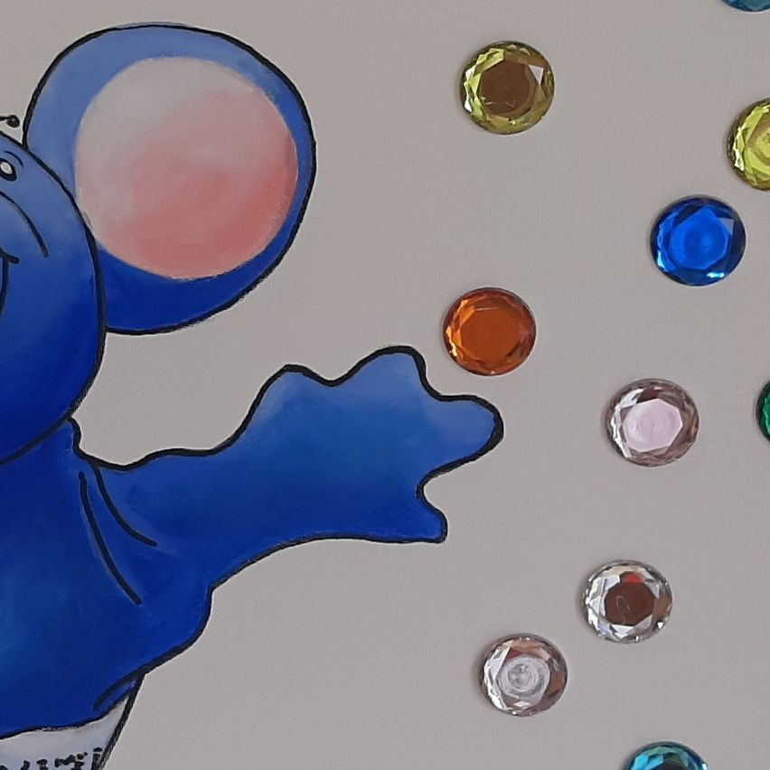 Bild enthält, Logo, Electrical Device, Switch