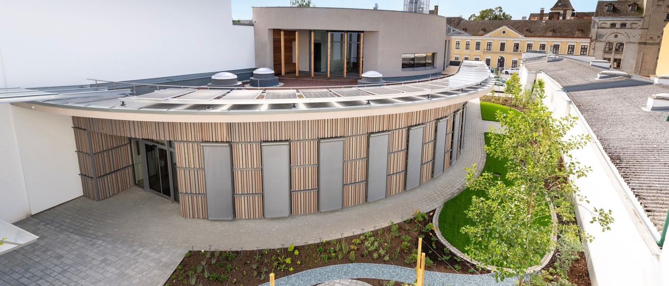 B207EF09-8D13-491D-A020-A11089943991