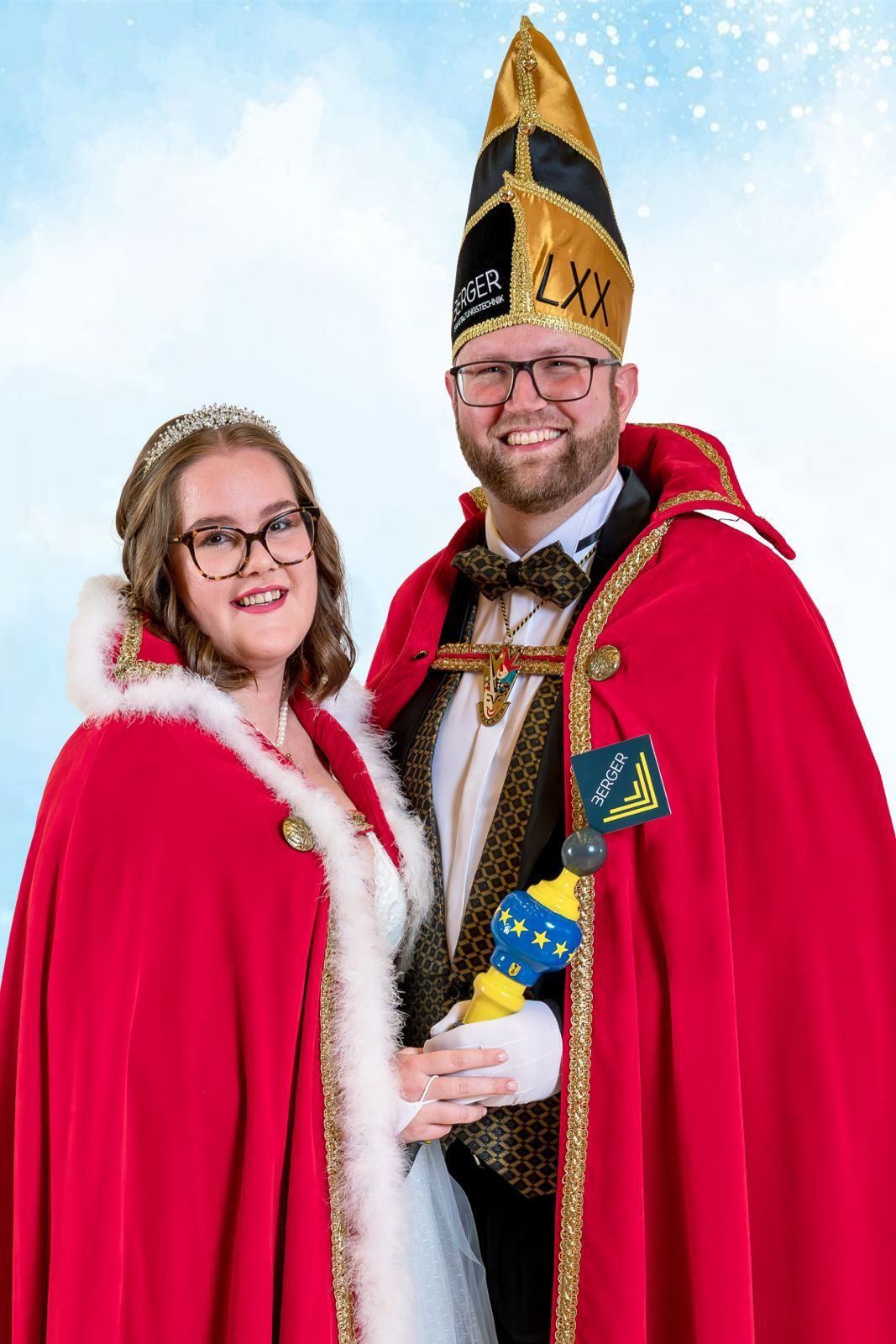 Bild enthält, People, Person, Adult, Male, Man, Accessories, Formal Wear, Tie, Face, Head