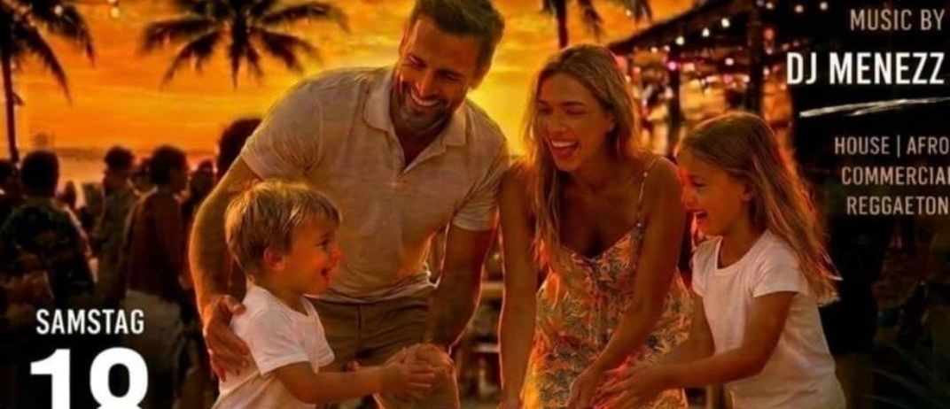 Werbeplakat für La Palmina Family Summer Party. Zeigt eine Familie am Strand mit einem Sonnenuntergang im Hintergrund. Datum ist der 18. Juli. Beginn um 15 Uhr und geht bis spät. DJ Menez spielt House, Afro, Commercial, Reggaeton.