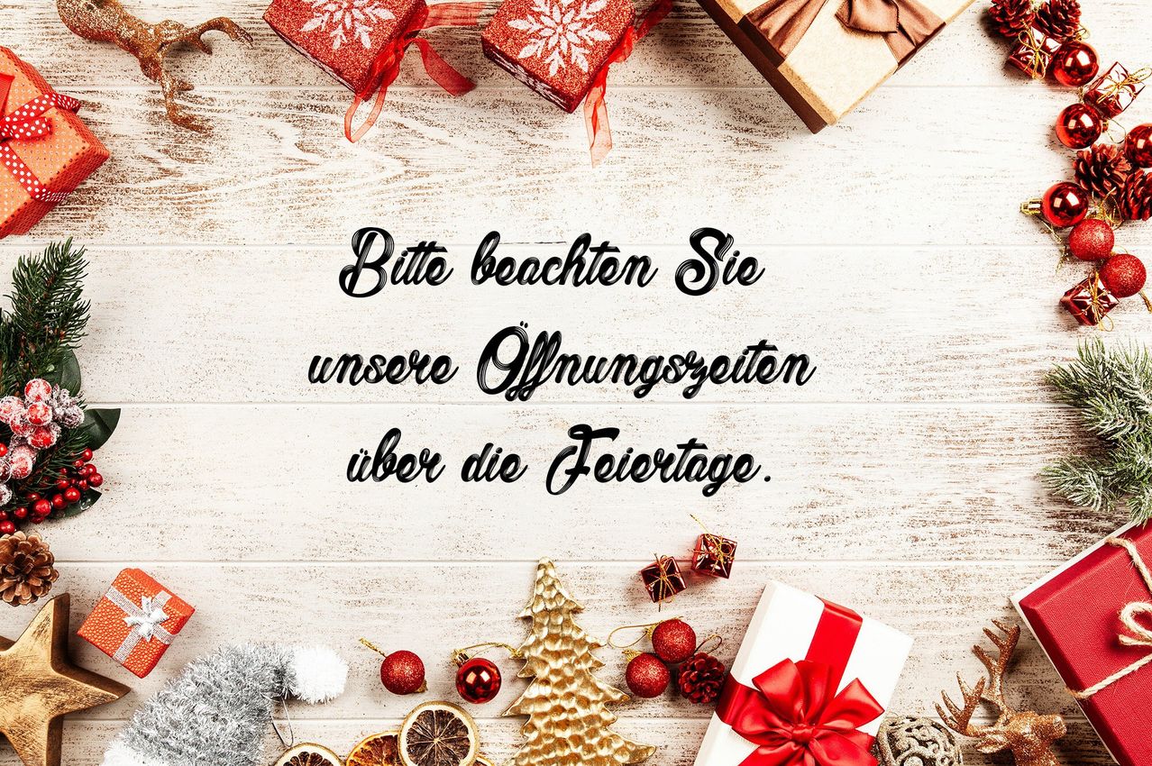 Image contains, Accessories, Jewelry, Necklace, Animal, Lizard, Reptile