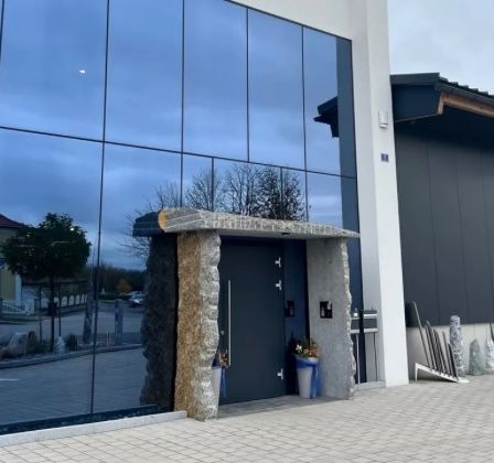 Bild enthält, Indoors, Interior Design, Car, Transportation, Vehicle