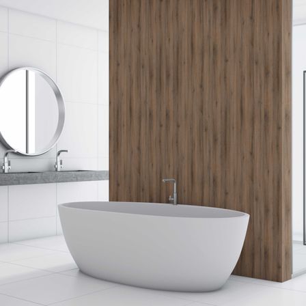 Bild enthält, Indoors, Interior Design, Bathing, Bathtub, Person, Tub, Plant