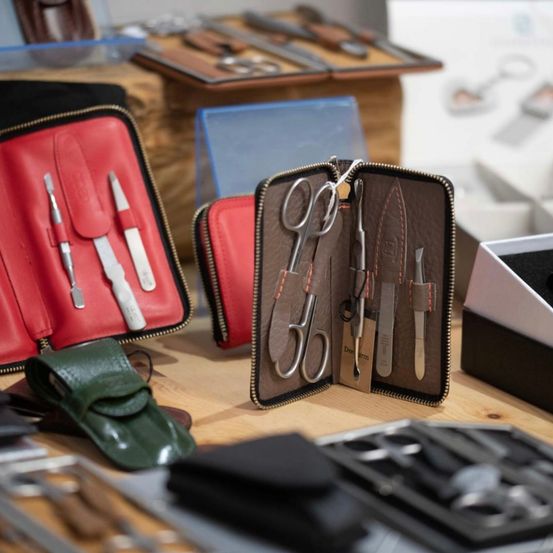 Bild enthält, Accessories, Electronics, Mobile Phone, Phone