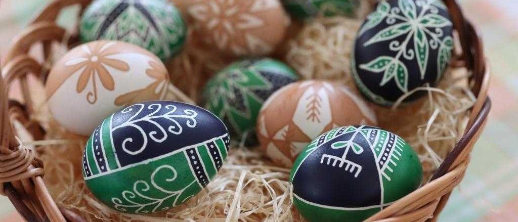 Bild enthält, Rugby, Rugby Ball, Sport, Easter Egg, Egg, Food