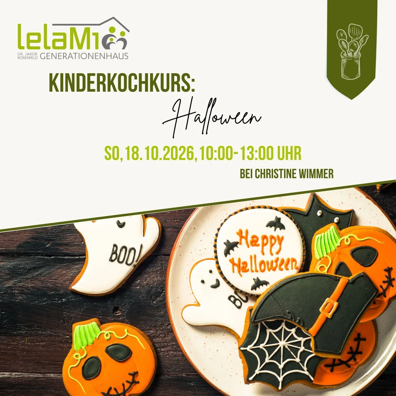 Ein Teller mit Halloween-Keksen mit gruseligen Designs, einschließlich eines Kürbisses, eines Geistes und eines Hexenhuts, auf einem Holztisch.