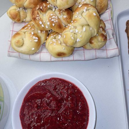 Food, Food Presentation, Ketchup, Bread, Pretzel