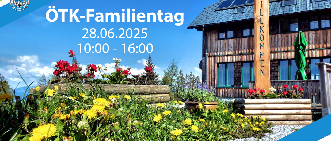 Das Bild zeigt einen Garten mit verschiedenen Blumen, darunter rote und gelbe, vor einem Holzhaus. Das Haus hat Solarpanele und grüne Fenster. Der Text lautet 'TK-Familientag 28.06.2025 10:00 - 16:00'.