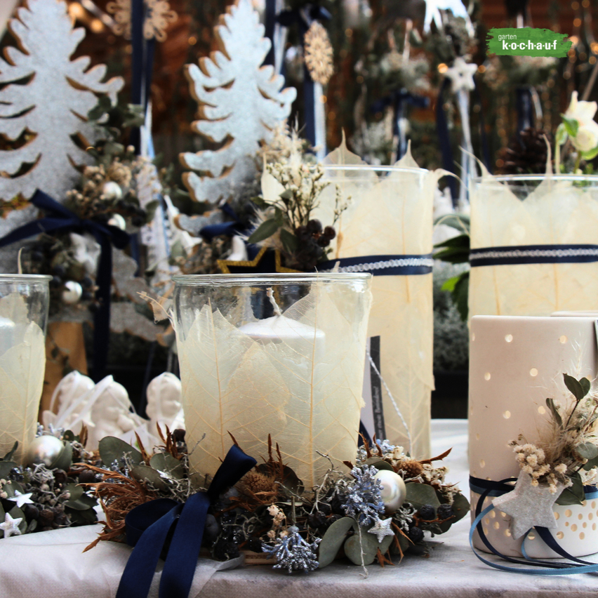 Bild enthält, Flower, Flower Arrangement, Plant, Flower Bouquet, Christmas, Christmas Decorations, Festival, Floral Design, Graphics, Pattern