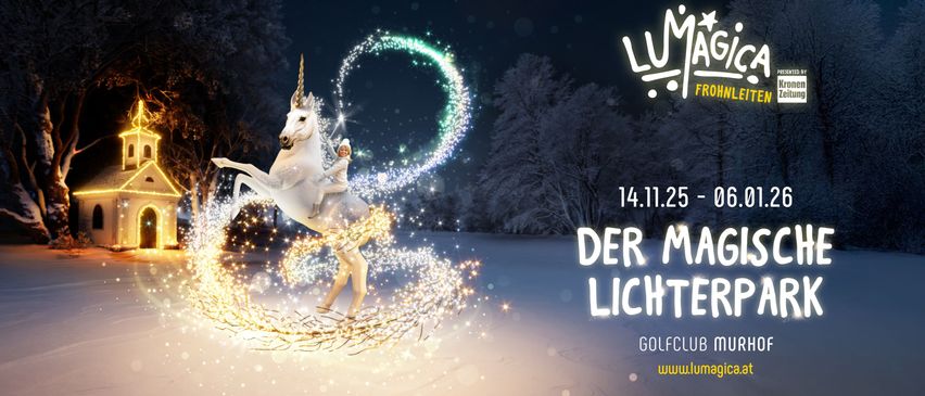 Eine magische Darstellung eines Mädchens, das einen Einhorn durch einen verschneiten Wald mit Lichtern reitet, Veranstaltungsdatum 14.11.25, veranstaltet von Golfclub. Webseite www.lumag.com.