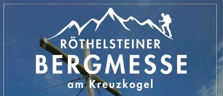 Plakat für das Rothelsteiner Bergmesse-Event am 30. August 2026 um 11:00 Uhr, mit einem Holzkreuz, Blumen und einem Berghintergrund.
