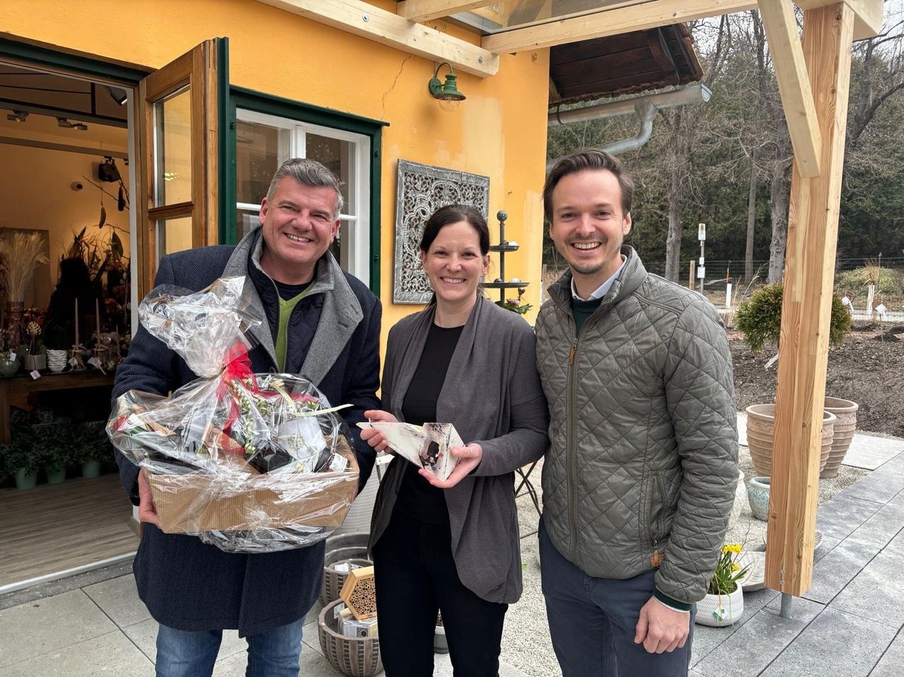 6467d9ec-8c25-45fd-a3c3-ca645149f07f