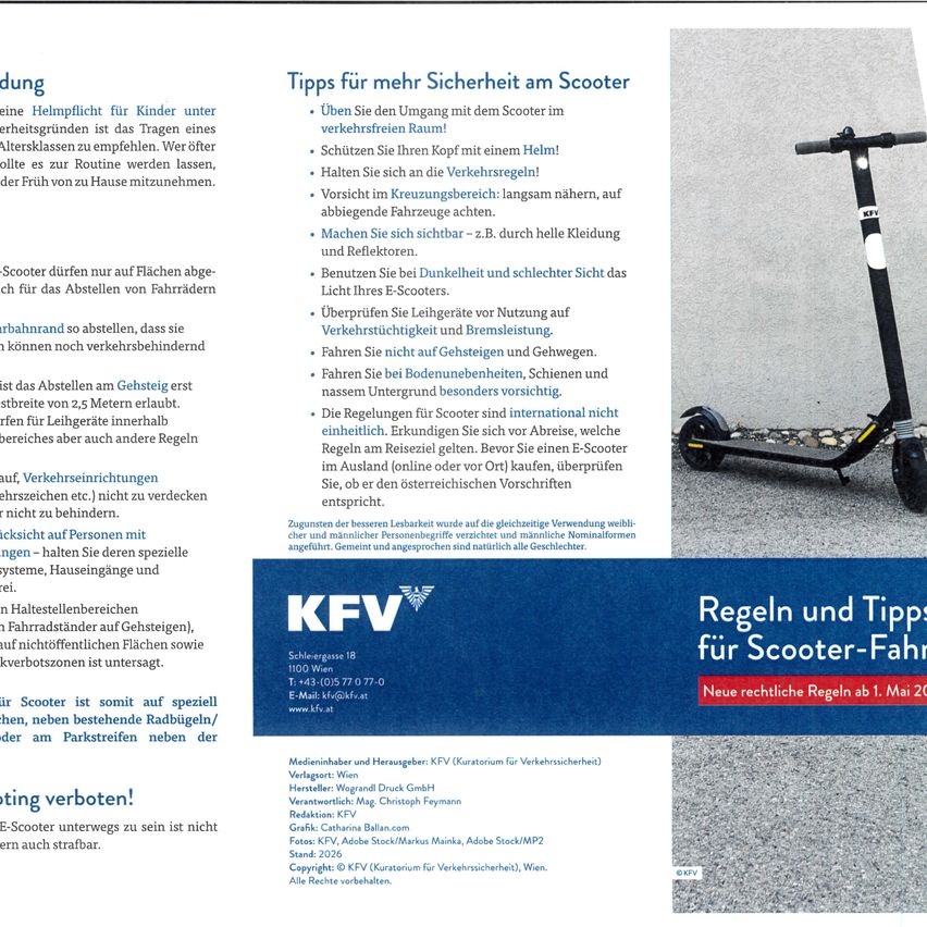 Das Dokument bietet Sicherheitstipps für die Benutzung von Rollern und betont die Bedeutung von Helmen, Sichtbarkeit und Einhaltung der Verkehrsregeln. Es wird auch empfohlen, den Roller vor der Nutzung auf Mängel zu überprüfen.